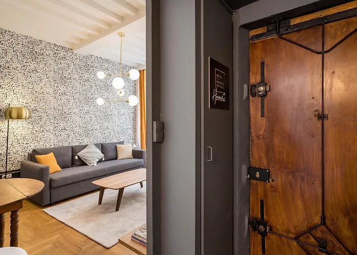 Honore - Trois Maries Apartment