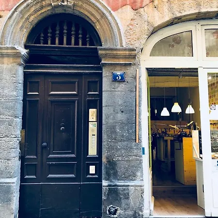 Apartamento Honorê - Trois Maries *